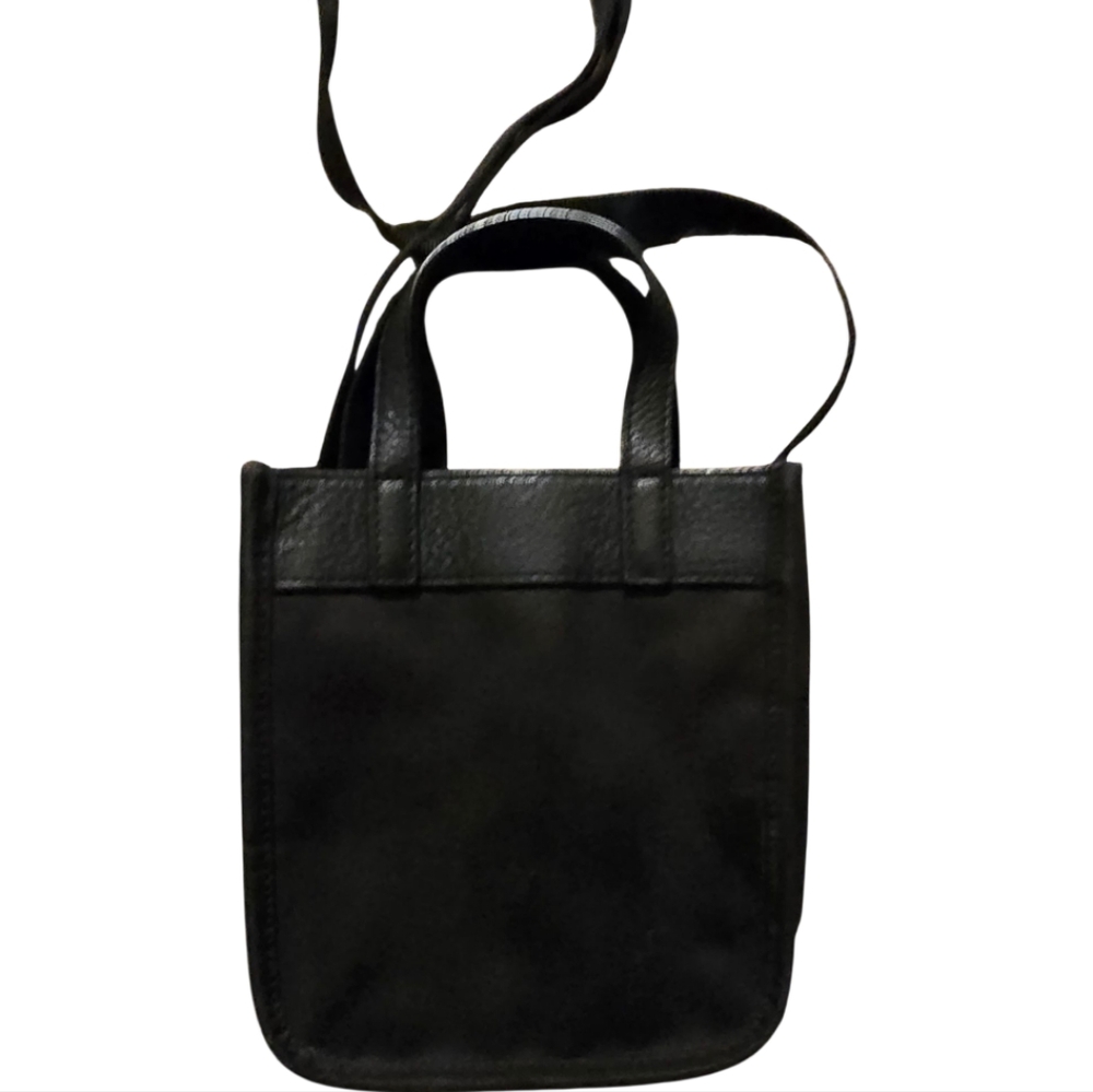 Lululemon Black Crossbody Bag - Picture 2 of 5